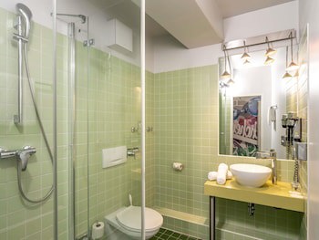 ibis Styles Hamburg Alster City galeri fotoğrafı