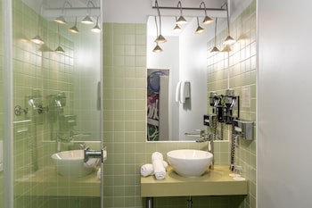 ibis Styles Hamburg Alster City galeri fotoğrafı