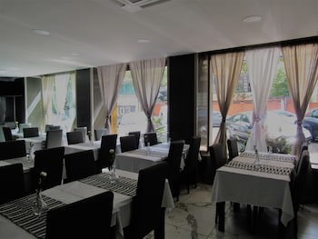 Hotel Excelsior