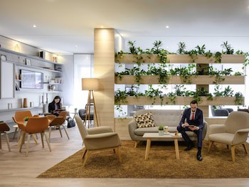 Novotel Frankfurt City fotoğrafı