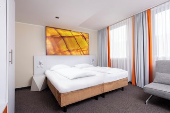 Wyndham Garden Dusseldorf City Centre Konigsallee galeri fotoğrafı