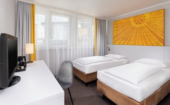 Wyndham Garden Dusseldorf City Centre Konigsallee galeri fotoğrafı