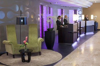 Crowne Plaza Berlin City Centre by IHG fotoğrafı