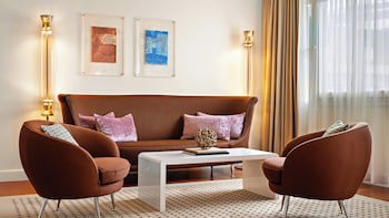 Crowne Plaza Berlin City Centre by IHG galeri fotoğrafı