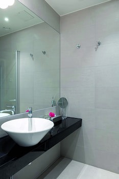 Elite Park Avenue Hotel