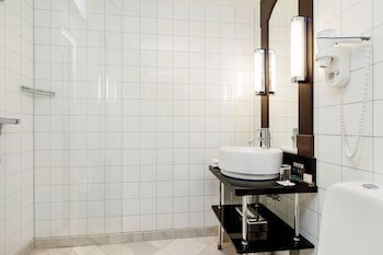 Elite Park Avenue Hotel