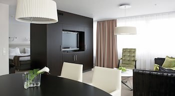 Elite Park Avenue Hotel