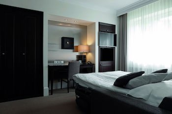 Elite Park Avenue Hotel