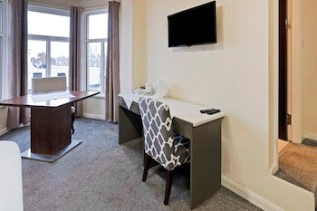 Baltimore Hotel