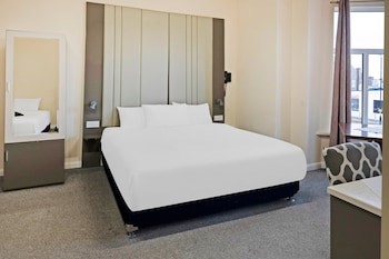 Baltimore Hotel