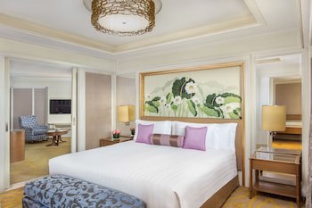 Dusit Thani Manila