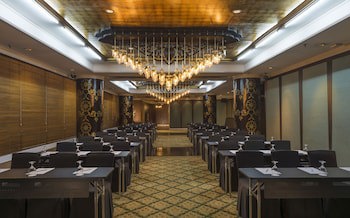 Dusit Thani Manila