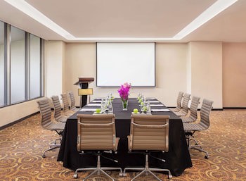 Dusit Thani Manila