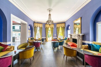 The Bromley Court Hotel