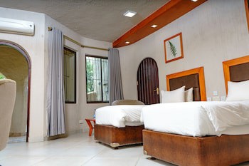 Caribbea Bay Resort