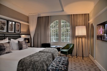 The Victoria Falls Hotel