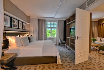 The Victoria Falls Hotel