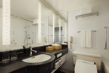 Courtyard By Marriott Tokyo Ginza Hotel