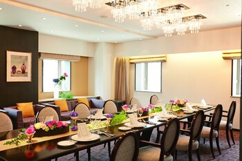 Courtyard By Marriott Tokyo Ginza Hotel