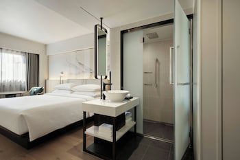 Courtyard By Marriott Tokyo Ginza Hotel