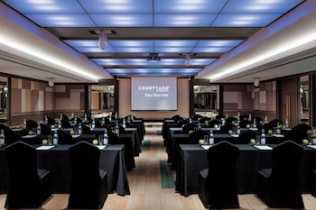 Courtyard By Marriott Tokyo Ginza Hotel