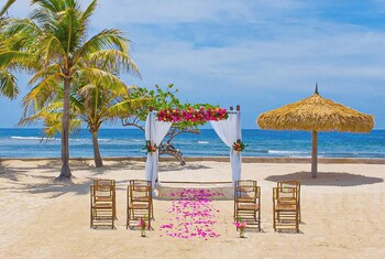 Catalonia Montego Bay - All Inclusive