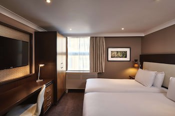 Doubletree By Hilton London - Ealing Hotel