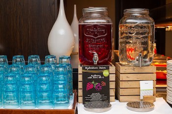Doubletree By Hilton London - Ealing Hotel