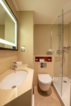 Doubletree By Hilton London - Ealing Hotel