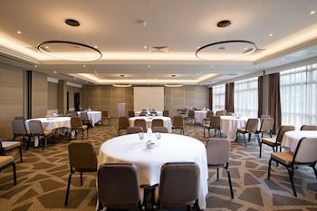 Doubletree By Hilton London - Ealing Hotel