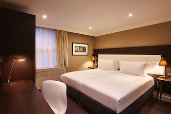 Doubletree By Hilton London - Ealing Hotel