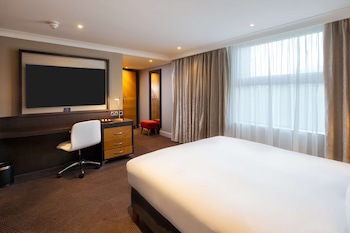 Doubletree By Hilton London - Ealing Hotel