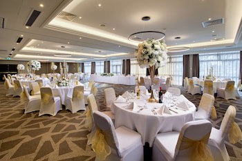 Doubletree By Hilton London - Ealing Hotel