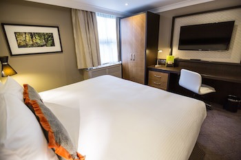 Doubletree By Hilton London - Ealing Hotel
