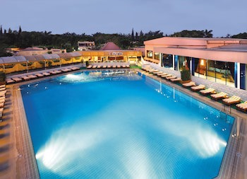 Cairo Pyramids Hotel