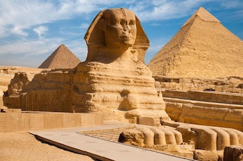 Cairo Pyramids Hotel