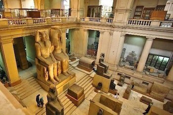 Cairo Pyramids Hotel