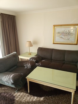 Cairo Pyramids Hotel