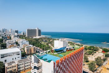 Grand Beach Hotel
