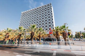 Grand Beach Hotel