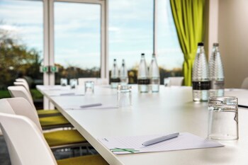 Holiday Inn Basildon, An Ihg Hotel