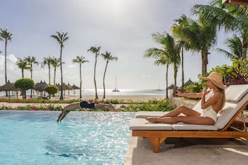 Hyatt Regency Aruba Resort And Casino