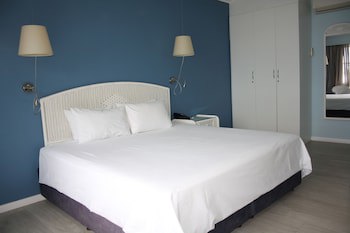 Saldanha Bay Hotel