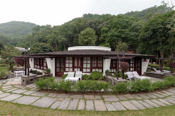Fish Tail Lodge