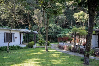 Fish Tail Lodge
