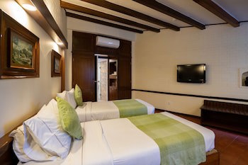 Fish Tail Lodge