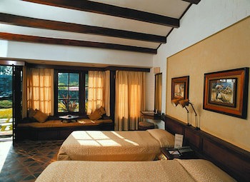 Fish Tail Lodge