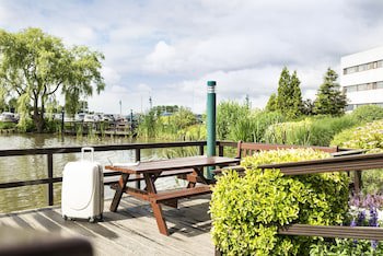 Hotel Ibis Schiphol Amsterdam Airport