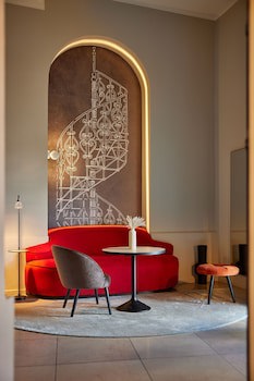 Wasserturm Hotel Cologne, Curio Collection By Hilton galeri fotoğrafı
