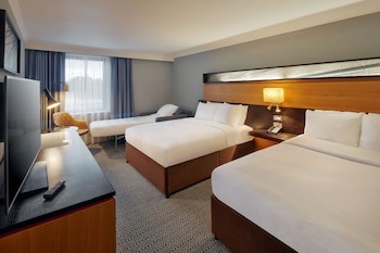 Doubletree By Hilton Manchester Airport